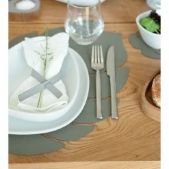 Neu 🤩 Lind DNA Monstera Leaf Nupo Tischset - Größe L: 42x35 Cm - Army Green 🎁 -Lind DNA Shop unnamed file 1697